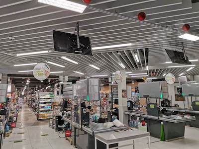 Кубообразный потолок белый 30х110 мм с зазором 110 мм