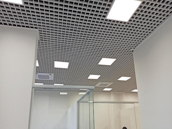 Грильято Стандарт 100x100 мм h30 белый