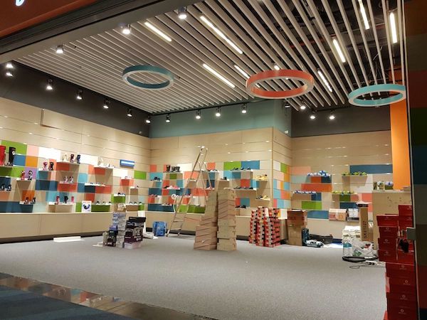 Кубообразный реечный потолок